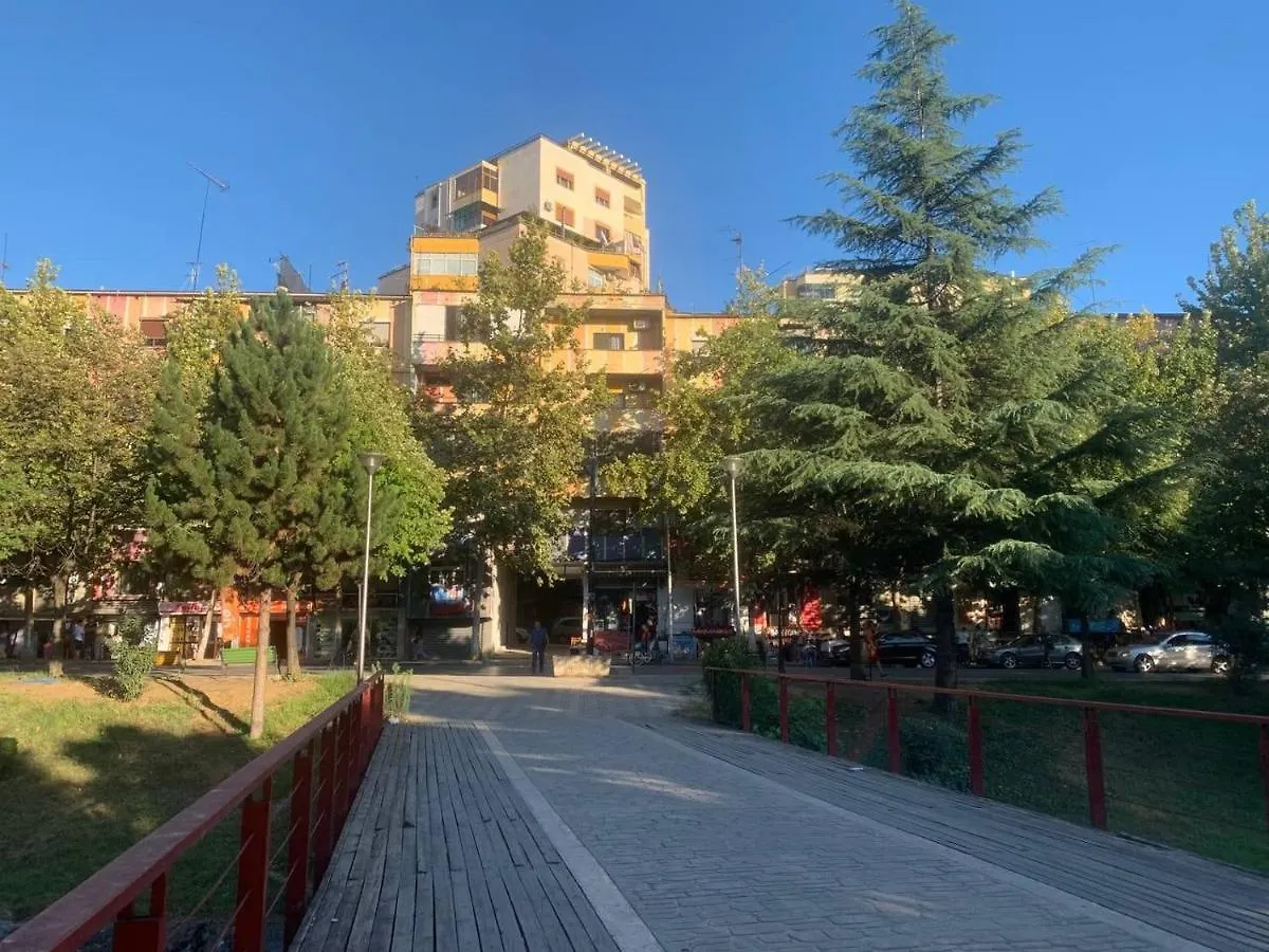 Kristi'S Apartment In The Heart Of Tirana